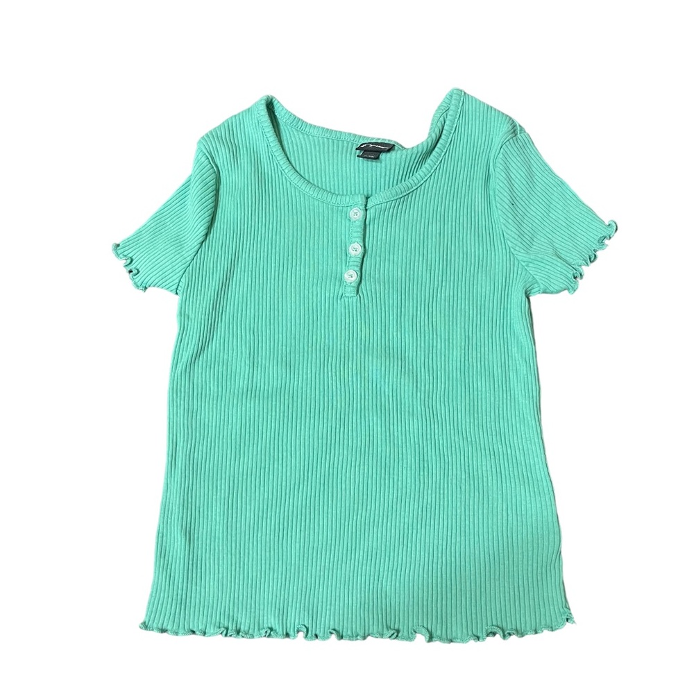 art class size M 7-8 mint green short sleeve decorative button & sleeves
